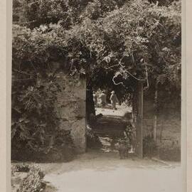 Ercildoune [Homestead stonewall and gate]