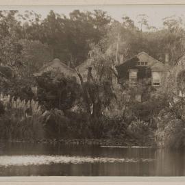 Ercildoune [Homestead, garden and lake]