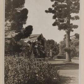 Ercildoune [Homestead house and grounds]