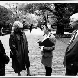 de Prue, Fiona with Dr Sonay Hussein, Mrs Meldrum and Prof John Anwyl
