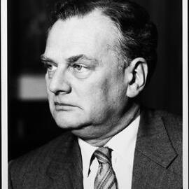 Poynter, Professor John, Deputy Vice-Chancellor. Aug 1985