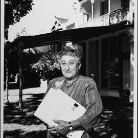 Benn, Professor Concetta
