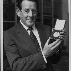 Pawsey, Maurice with his University Gold Medal. 8 Dec 1990
