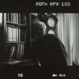 Strahan, Frank, University Archivist. 1995