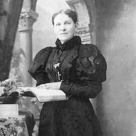 Dr. Kate Bushnell