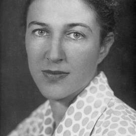 Studio portrait of Nancy Keesing.