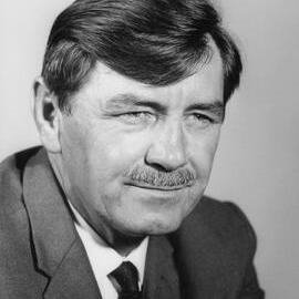 Studio portrait of John Iggulden.