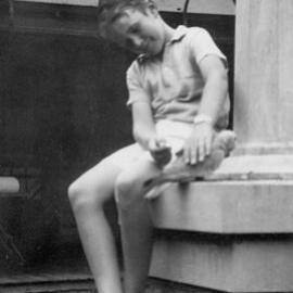 Malcolm Fraser as a boy, with his pet galah, at Balpool-Nyang, New South Wales.