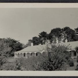 Nareen and garden, August 1949