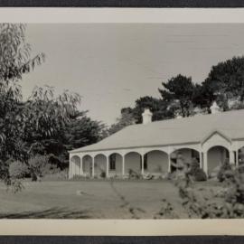 Nareen and garden, August 1949