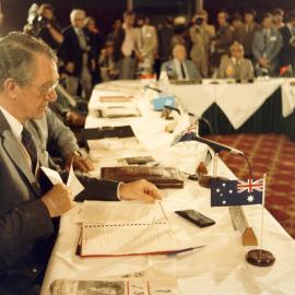 Malcolm Fraser at the Thirteenth South Pacific Forum in New Zealand.