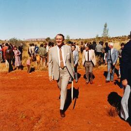 Malcolm Fraser at the opening of the Yulara Tourist Resort Project in the Northern Territory.