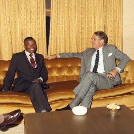 Malcolm Fraser with the President of Botswana Dr Q.K.J. Masire at the Commonwealth Heads of Government Meeting in Melbourne.