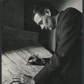 Photographs of the Shell Touring Service and Mapping Unit [7 of many]