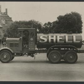 Photographs of Shell tank trucks and other vehicles servicing Western Australia [8 of many]