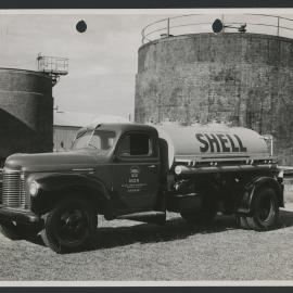 Photographs of road trains and tank trucks in the Northern Territory [1 of many]