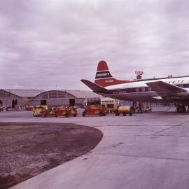 Aircraft refuellers using Shell pumping equipment