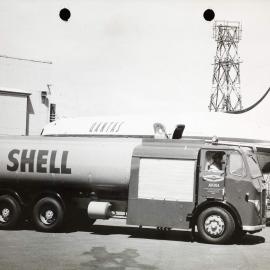 A Leyland Hippo Shell pump tanker at Sydney Airport