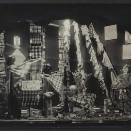 Fletcher Jones window displays [11 of 21]