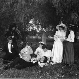 The Spalding Family: Forget Me Not and Esther