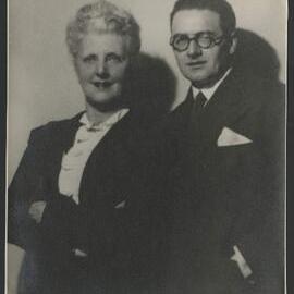 Louise Hanson-Dyer standing shoulder-to-shoulder with Jeff Hanson