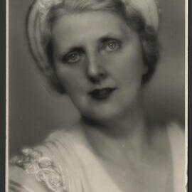 Portrait of Louise Dyer