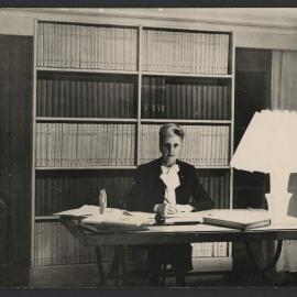 Louise Hanson-Dyer  at Rue de Grenelle