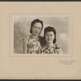 Nurse Ooi Soh Im  (left) and Nurse Alice Chia