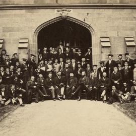 Group photo of staff and students, University of Melbourne, 1876.