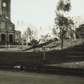 Old Arts building, University of Melbourne, circa 1931-1936.