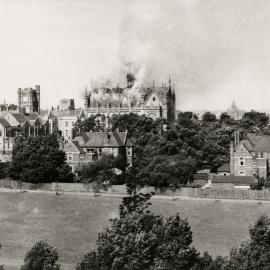 Old Wilson Hall fire, University of Melbourne, 25 January 1952.