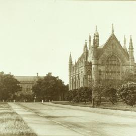 View of Old Wilson Hall along main drive, University of Melbourne, October 1918.