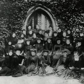 Women graduates, University of Melbourne.