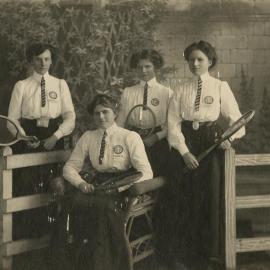 Women's tennis team, University of Melbourne.