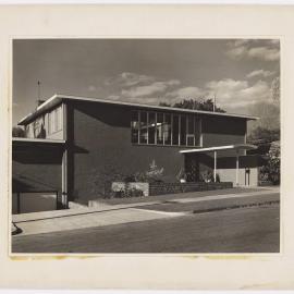 Residence for Lady Howse