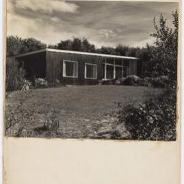 Residence for Gates
