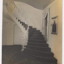 [Residence, 4 Grant Avenue, Toorak]