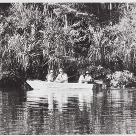 [Malcolm Fraser, fishing with Chair of the Northern Land Council, Galarrwuy Yunupingu, in the Northern Territory]