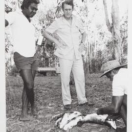 [Malcolm Fraser, with Chair of the Northern Land Council, Galarrwuy Yunupingu, inspecting their fishing catch in the Northern Territory]