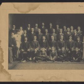 Photograph of McPhersons staff 1906