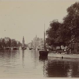 Bridge over the Binnen Amstel, Amsterdam