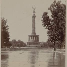Monument of Victory in Thiergarten