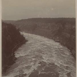 Whirlpool Rapids from Grand Trunk Railroad Bridge