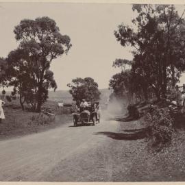 [Motor vehicle in race]