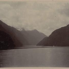 Halls Arm, Doubtful Sound