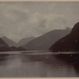 Halls Arm, Doubtful Sound