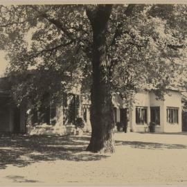 [Miegunyah house exterior and  garden]